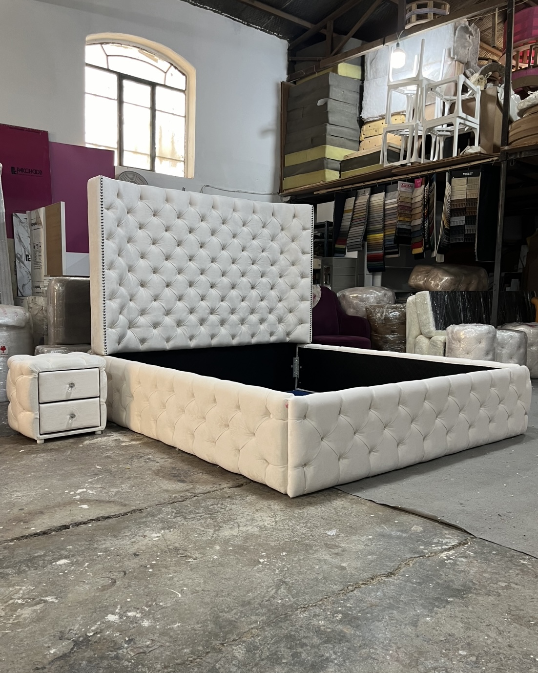 تختخواب تال چستر تاج گلمیخ - Image 2